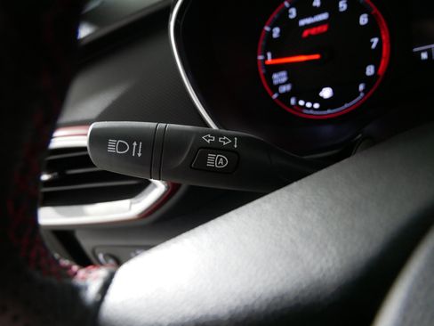 Used 2023 Chevrolet TrailBlazer RS w/ Convenience Package image 31