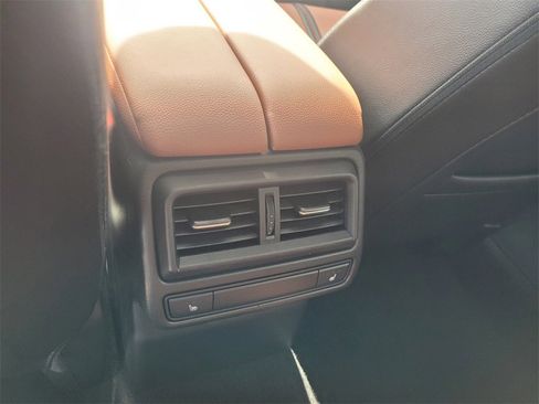 Certified 2025 MAZDA CX-50 Meridian Edition w/ Weather Package image 8