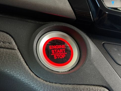 Used 2019 Honda Odyssey EX image 34