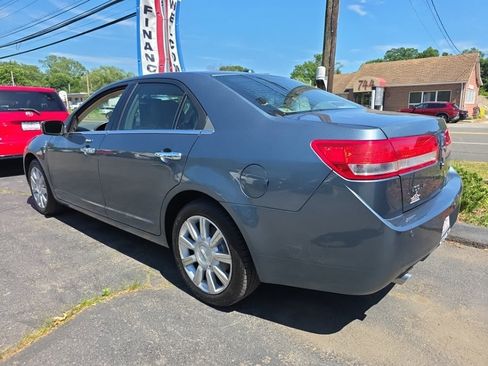 Used 2012 Lincoln MKZ FWD image 4
