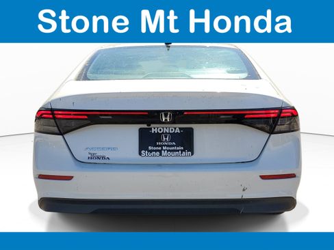 Used 2025 Honda Accord SE image 5