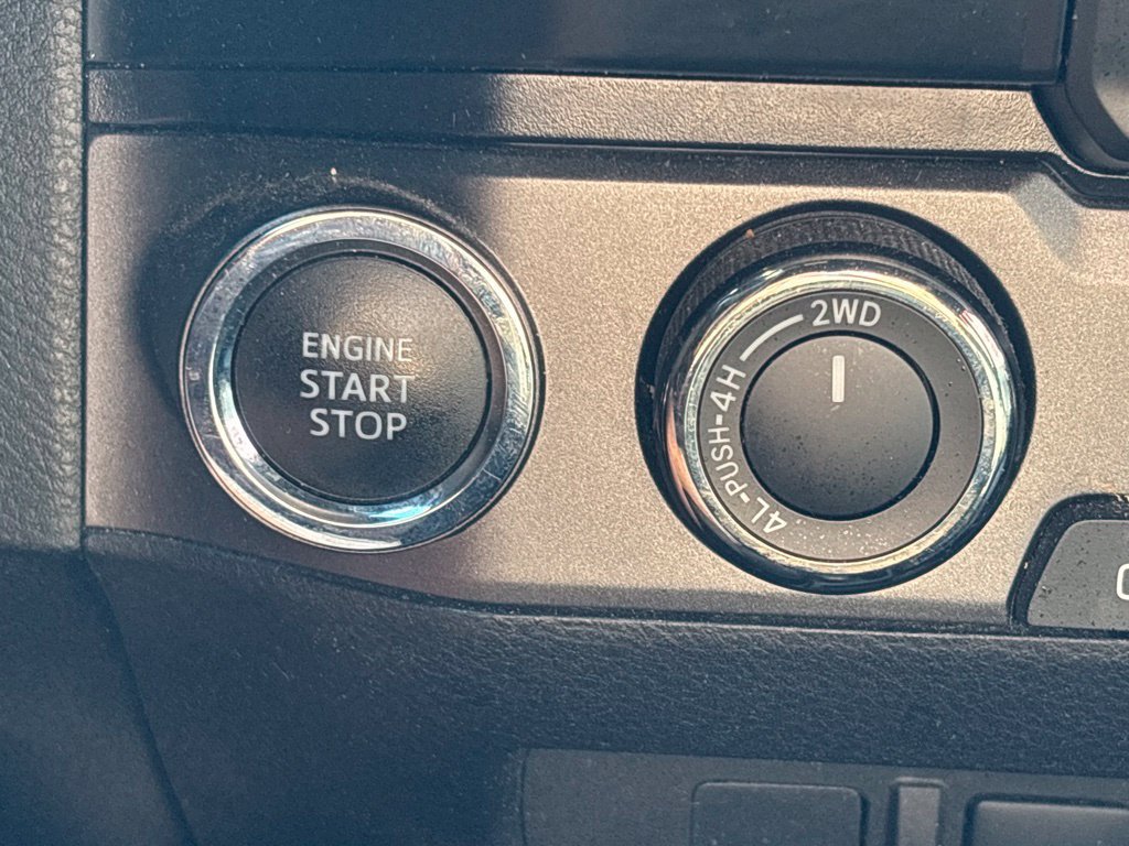 Used 2020 Toyota Tacoma TRD Off-Road AWD/4WD image 16