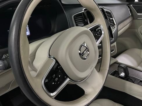 Certified 2023 Volvo XC90 B6 Plus w/ Protection Package Premier AWD/4WD image 19