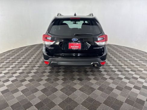 Used 2023 Subaru Forester Premium AWD/4WD image 6