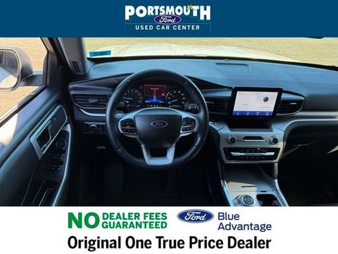 Certified 2022 Ford Explorer XLT w/ Equipment Group 202A image 7