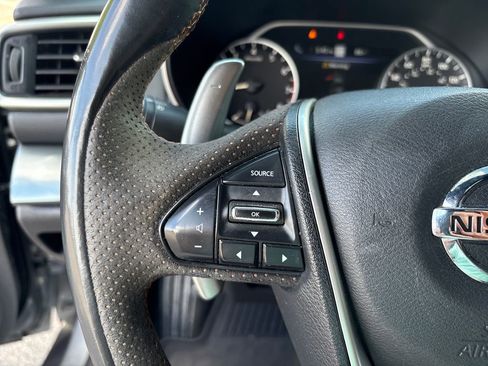 Used 2020 Nissan Maxima SR w/ Illumination Package FWD image 18