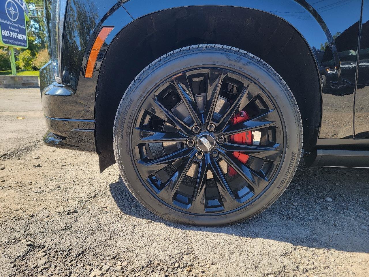 Used 2025 Cadillac Escalade V AWD/4WD image 49