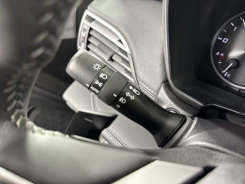 Used 2025 Subaru Outback Touring XT image 15