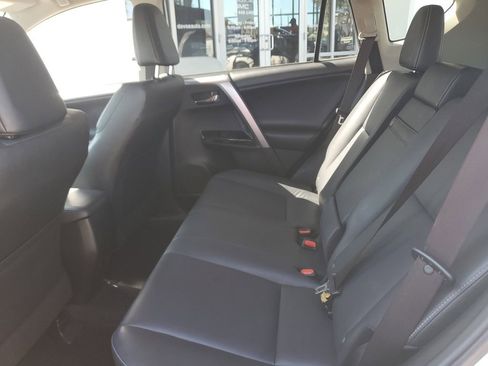 Used 2018 Toyota RAV4 Limited image 14