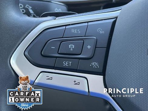 Used 2024 Volkswagen Atlas SE w/ Panoramic Sunroof Package image 19