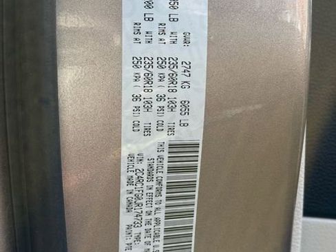 Used 2018 Chrysler Pacifica Touring Plus w/ Tire & Wheel Group image 16