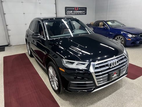 Used 2018 Audi Q5 2.0T w/ Premium Plus Package image 8