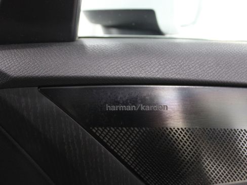 Used 2020 Volvo XC90 T6 Momentum AWD/4WD image 27