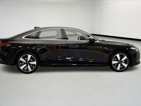 Used 2025 Audi A5 2.0T Premium w/ Convenience Package image 6