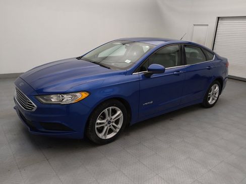 Used 2018 Ford Fusion S image 2