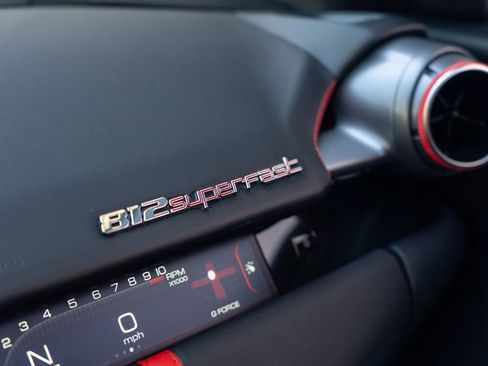 Used 2018 Ferrari 812 Superfast RWD image 55