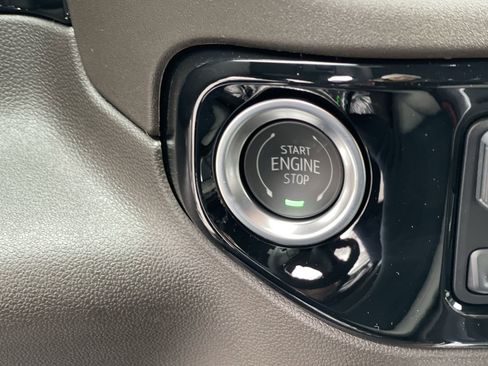 New 2025 Chevrolet Silverado 1500 LT w/ Convenience Package II image 53