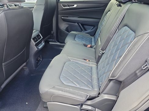 New 2026 Volkswagen Atlas Cross Sport SEL Premium R-Line image 22