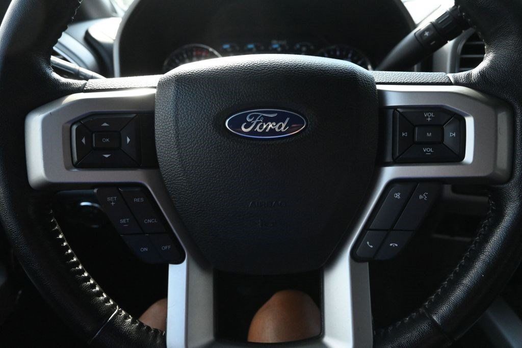 Used 2017 Ford F350 Lariat AWD/4WD image 40