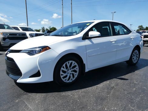 Used 2017 Toyota Corolla LE w/ Protection Package FWD image 10