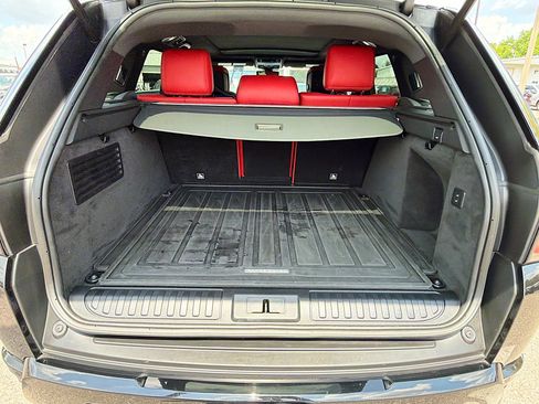 Used 2022 Land Rover Range Rover Sport HST image 12