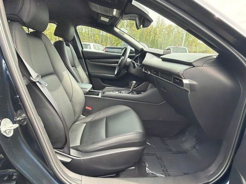 Used 2024 MAZDA MAZDA3 s FWD image 12