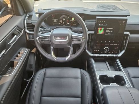 Used 2024 GMC Acadia Elevation w/ Luxury Package FWD image 28