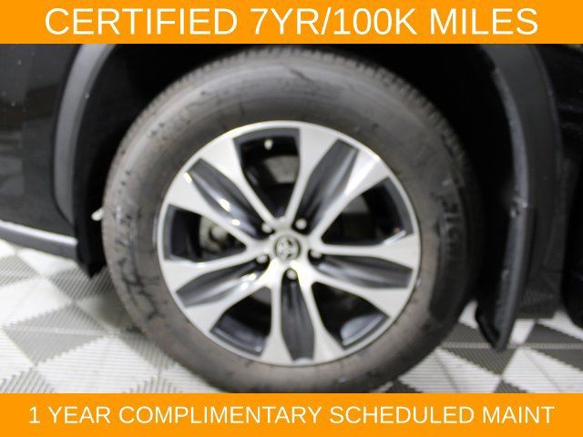 Used 2024 Toyota Highlander XLE AWD/4WD image 28