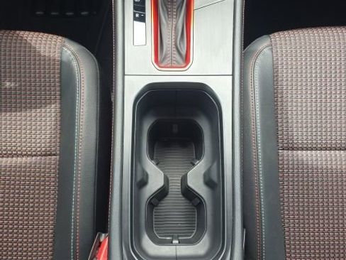Used 2026 Nissan Kicks SR FWD image 37