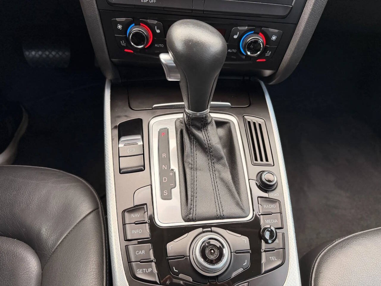 Used 2010 Audi A4 2.0T Premium Plus AWD/4WD image 16