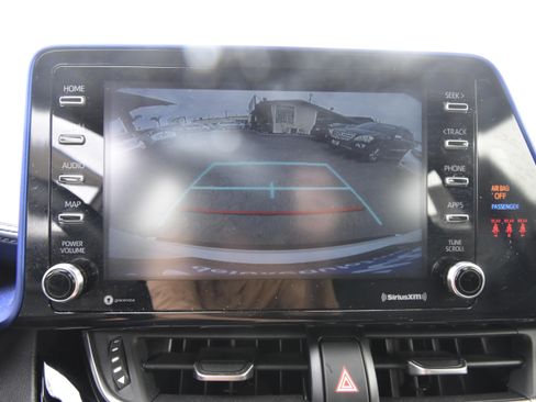 Used 2021 Toyota C-HR XLE FWD image 13