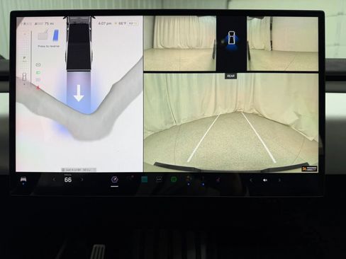 Used 2024 Tesla Cybertruck Cyberbeast AWD/4WD image 24