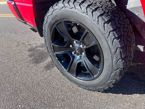 Used 2021 RAM 1500 Big Horn image 3