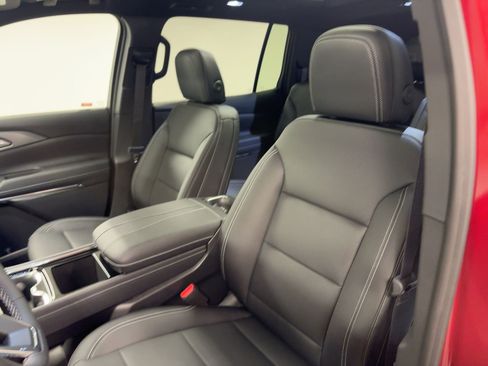 New 2026 Chevrolet Traverse LT w/ Sun and Wheel Package image 22