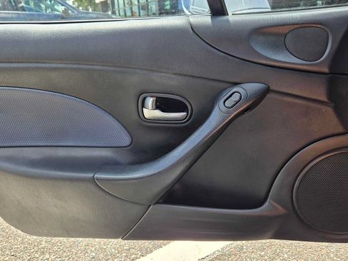Used 2003 MAZDA MX-5 Miata LS RWD image 29