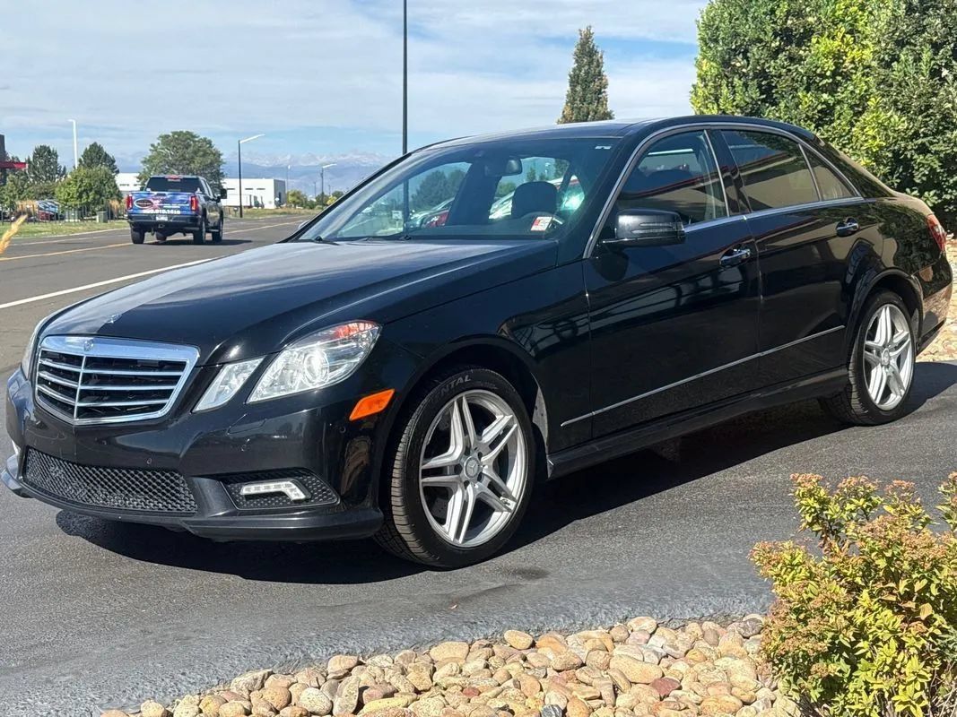 Used 2011 Mercedes-Benz E 550 4MATIC Sedan w/ Premium 2 Pkg image 6