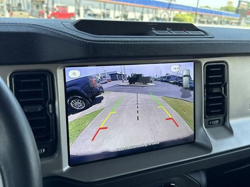 Used 2025 Ford Bronco Outer Banks AWD/4WD image 23