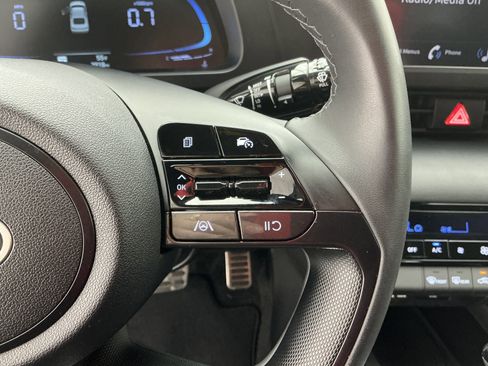 Used 2025 Hyundai Elantra Sport image 10