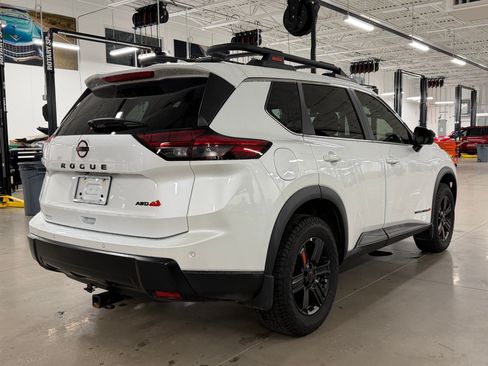 Used 2025 Nissan Rogue SV w/ Rock Creek Premium Package AWD/4WD image 9