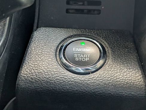 Used 2018 Ford F350 Lariat w/ Lariat Ultimate Package AWD/4WD image 28
