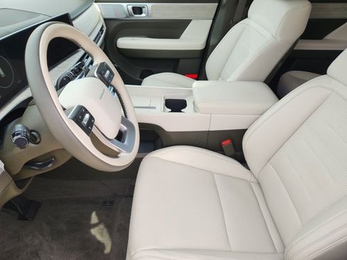 Certified 2025 Hyundai Santa Fe Calligraphy image 12