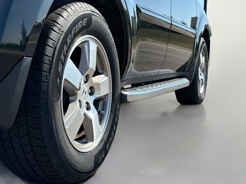 Used 2011 Honda Pilot EX-L image 17