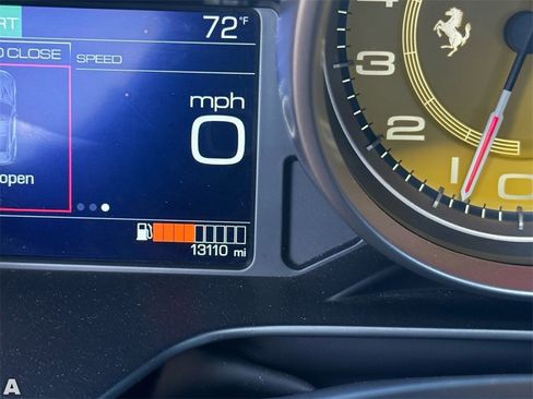 Used 2020 Ferrari Portofino image 18