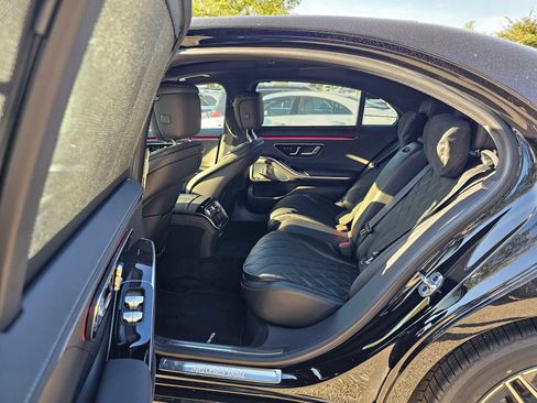 New 2024 Mercedes-Benz S 580 4MATIC Sedan image 17