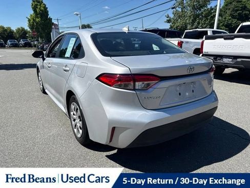 Used 2024 Toyota Corolla LE FWD image 12