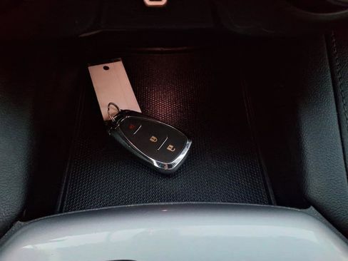 Used 2020 Chevrolet Blazer LT image 27