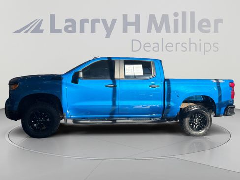Used 2024 Chevrolet Silverado 1500 Custom Trail Boss w/ LPO, Dark Essentials Package AWD/4WD image 2