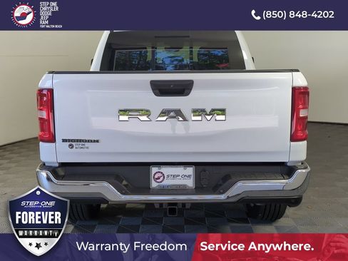 Used 2025 RAM 1500 Big Horn RWD image 5