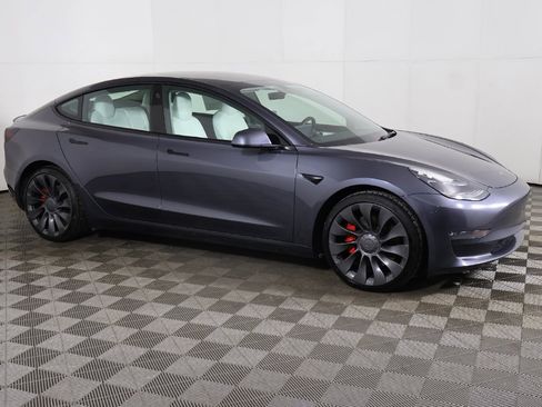 Used 2023 Tesla Model 3 Performance image 15