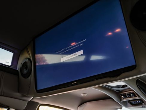 Used 2023 Chevrolet Express 2500 image 78